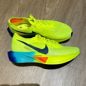 Unreleased Vaporfly 3 mens us 11